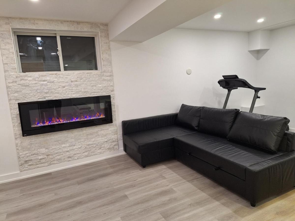 Independent Basement Studio Suite Ottawa Esterno foto